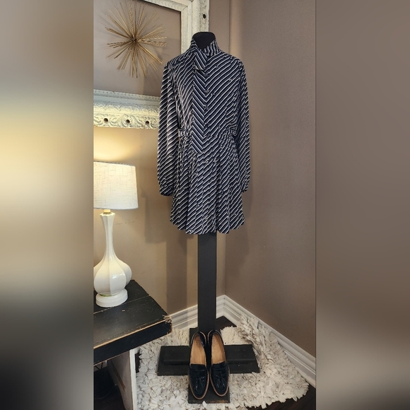 Striped Navy ERGE Dress Size 12 - Picture 2 of 15